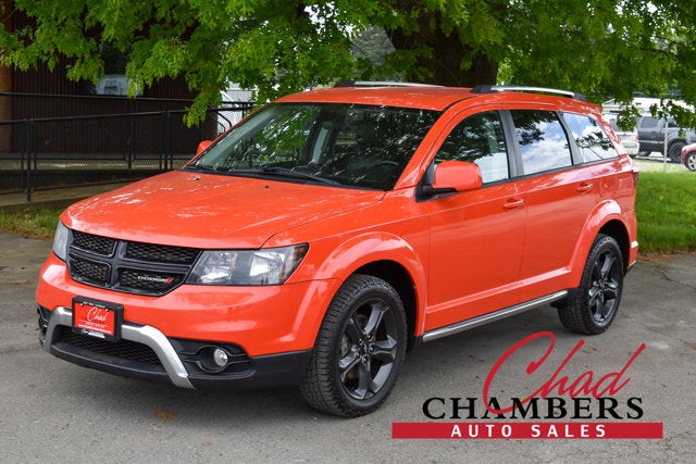 2018 Dodge Journey Crossroad in Blood Orange Clearcoat — front three-quarter view